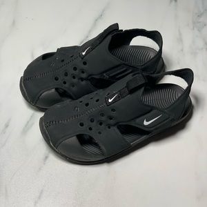 Toddler Boy Nike Sandals Sz 11